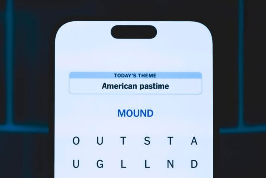 NYT Strands de hoje, 2 de fevereiro, dicas, respostas e ajuda # 701
