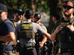 Dentro do Fórum de Segurança Interna, onde agentes do ICE falam merda sobre outros funcionários