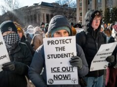 Boletim Campus Radicals: Antifa Linked Group pede aos estudantes que se unam, estudantes universitários fingem deficiências
