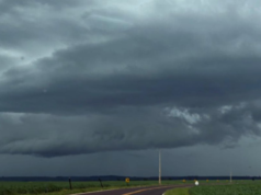 Mais de 80 cidades paranaenses estão sob alerta de ameaça de tempestade; Veja o que são