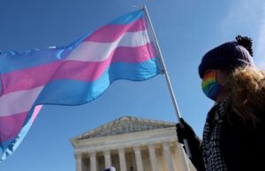 Os documentos entram em conflito com as afirmações de Dem sobre a ordem de Trump para acabar com as cirurgias trans em crianças