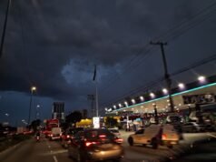 Chuva atinge SP na primeira noite de desfile no Sambódromo do Anhembi