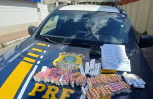 PRF apreende drogas contrabandeadas na Via Dutra, em Itatia