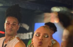 Virgina ‘ensaia’ com bateria da Grande Rio em caixa; vídeo