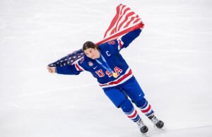 O quarteto de estrelas do hóquei da equipe dos EUA falha no monólogo SNL do ator de ‘Heated Rivalry’, piada sobre o convite de Trump