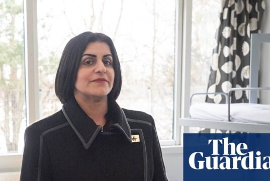 O estatuto de refugiado será temporário porque Shabana Mahmood violou as regras de asilo na Grã-Bretanha. Imigração e asilo