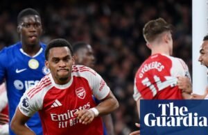 Timbers e Raya ajudam o Arsenal a ter cinco pontos de vantagem sobre o difícil Chelsea na Premier League