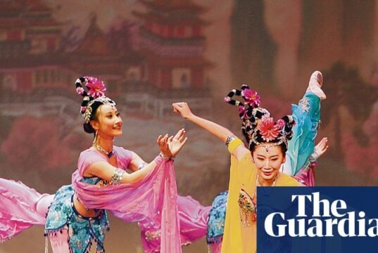 Shen Yun, chefe do teatro que apresenta uma trupe de dança chinesa em Sydney, não se deixará intimidar por ameaças ‘ultrajantes’.