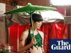 Toque, som e estilo: como a London Fashion Week está se abrindo para visitantes com deficiência visual – ensaio fotográfico London Fashion Week