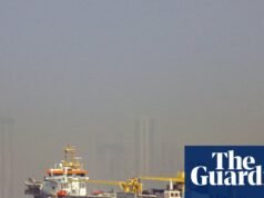 A crise do Médio Oriente fez disparar os preços do petróleo – e poderá também fazer subir a inflação. Economia