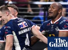Maika Sivo, do Leeds, estrela a demolição do Hull KR em Las Vegas | rinoceronte de leeds