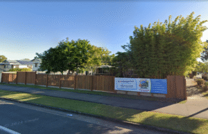 Prestadora de cuidados infantis multada após criança de dois anos ser encontrada inconsciente no centro de Queensland