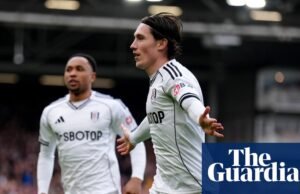 Wilson e Iwobi aumentam as chances de rebaixamento do Fulham ao levar o Fulham à vitória. Primeira Liga