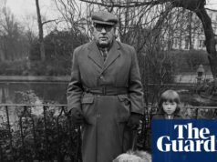 Becky, a cadela, rouba a cena: a melhor foto da fotografia de John Dean