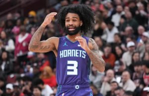 O Hornets registrou sua quarta vitória consecutiva, com Coby White marcando 20 pontos em sua estreia em casa com uma vitória por 109-93 sobre o Trail Blazers.