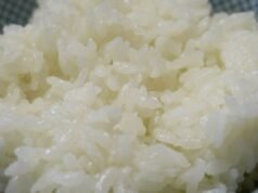 É normal não comer arroz pela manhã para perder peso? Aqui está o guia saudável