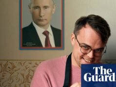 ‘Alguns pais disseram que iriam quebrar meus joelhos’: Professor que expôs os Oscars de propaganda da escola primária de Putin em 2026