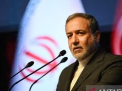 Israel afirma lançar 1.200 bombas por dia, Ministro das Relações Exteriores iraniano: Crianças inocentes mortas