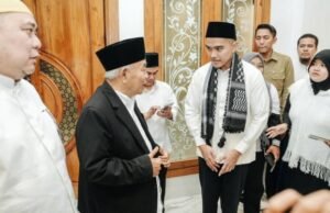 Kesang “Nagechar Batin” quando Ponapes Amanatul Ummah estava vindo para Mojokerto