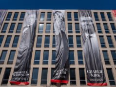 Você não vai acreditar como Trump respeita Charlie Kirk agora