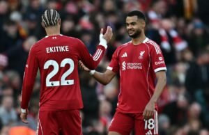 Explicação simples por trás do baixo desempenho da linha de ataque do Liverpool