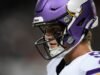 3 equipes que poderiam negociar pelos Vikings QB JJ McCarthy antes do Draft da NFL