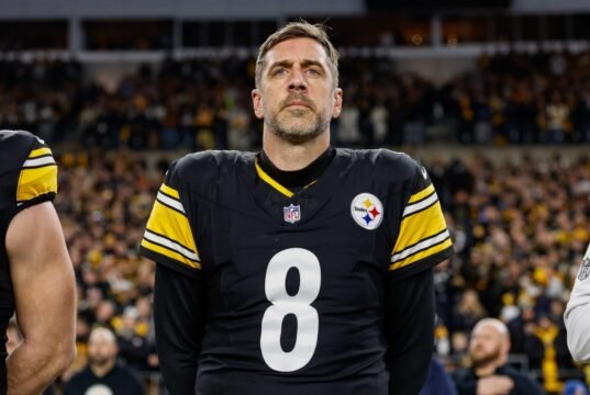 3 times da NFL que fazem mais sentido para Aaron Rodgers em 2026
