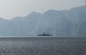 O que fecha o Estreito de Ormuz? Tudo o que você precisa saber sobre a rota vital de transporte de petróleo em meio ao conflito no Irã