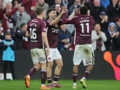 O Hearts amplia sua liderança no topo da tabela da Premiership da Escócia ao pressionar seus rivais da Old Firm