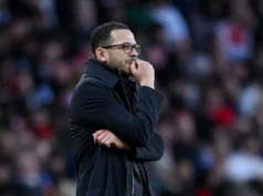 Rosenior quer ‘cultura de responsabilidade’ para acabar com o problema da névoa vermelha do Chelsea