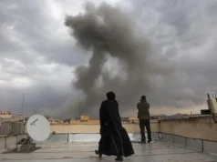 ‘Reze para que possamos passar a noite’: capital iraniana sob cerco