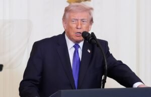 Trump diz que EUA afundaram 10 navios em ataque ao Irã, ‘última e melhor chance’ de agir