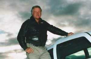 Bo Gritz, o ex-Boina Verde que inspirou ‘Rambo’, morre aos 87 anos