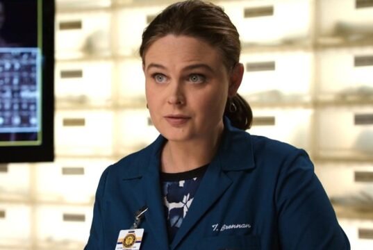 Fox Forced Bones Creator a inventar o enredo do serial killer (mas ele adorou)