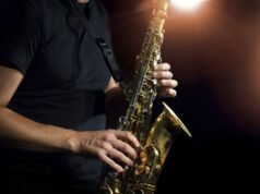 Curso gratuito de música abre vagas para saxofone e teclado; Veja como se inscrever