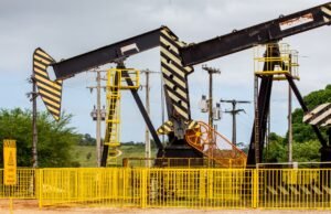 OPEP+ aumenta produção de petróleo após ataques ao Irão e região