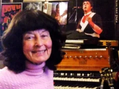A respeitada cantora folk Linda Perhax é dada como desaparecida