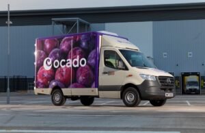 Os investidores da Ocado esperam sinais positivos em meio ao conflito de liderança