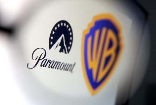 Os promotores pedirão a um tribunal americano que suspenda o acordo da Paramount com a Warner Bros. por 60 dias.