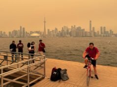 Os incêndios florestais canadenses nunca deixaram os céus dos EUA laranja no passado. O que mudou aqui?