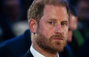 A visita do príncipe Harry ao Reino Unido gerou nova controvérsia sobre sua estadia no Palácio de Buckingham