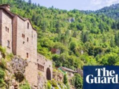 Caminhando no ‘Jardim do Éden’ da França: uma nova rota nas espetaculares férias em Gorges du Tarn na França