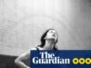 Yvonne Rainer, Trio A review: É um grande privilégio ver esta performance emocionante de graça. arte e design