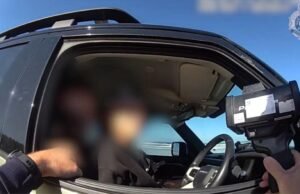 Motorista de Queensland multado em US$ 1.295 por atos ilegais na praia em meio à repressão policial
