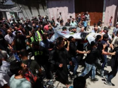 Moradores de Gaza lamentam trabalhadores humanitários mortos por Israel que lhes trouxe a Copa do Mundo