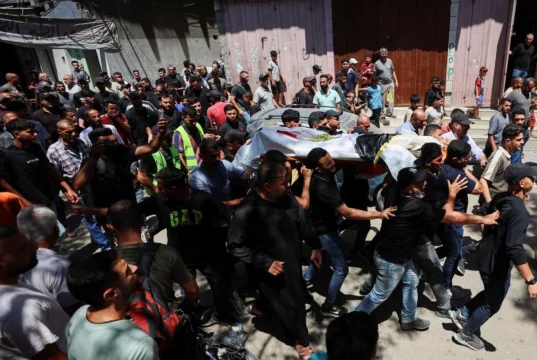 Moradores de Gaza lamentam trabalhadores humanitários mortos por Israel que lhes trouxe a Copa do Mundo