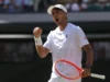 Cobolli desmonta De Minaur e retorna às quartas de final de Wimbledon