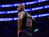 NBA-LeBron James usará o número 23 e anuncia oficialmente contrato com o 76ers