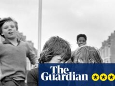 Crítica de Tish Murtha e Kuba Renniewicz – Pit Stops e a luta para se conectar com animais de estimação peludos | fotografia
