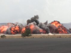 Em resposta ao ataque ao aeroporto de Sana’a, os Houthis do Iémen atacaram o aeroporto de Abha, na Arábia Saudita.